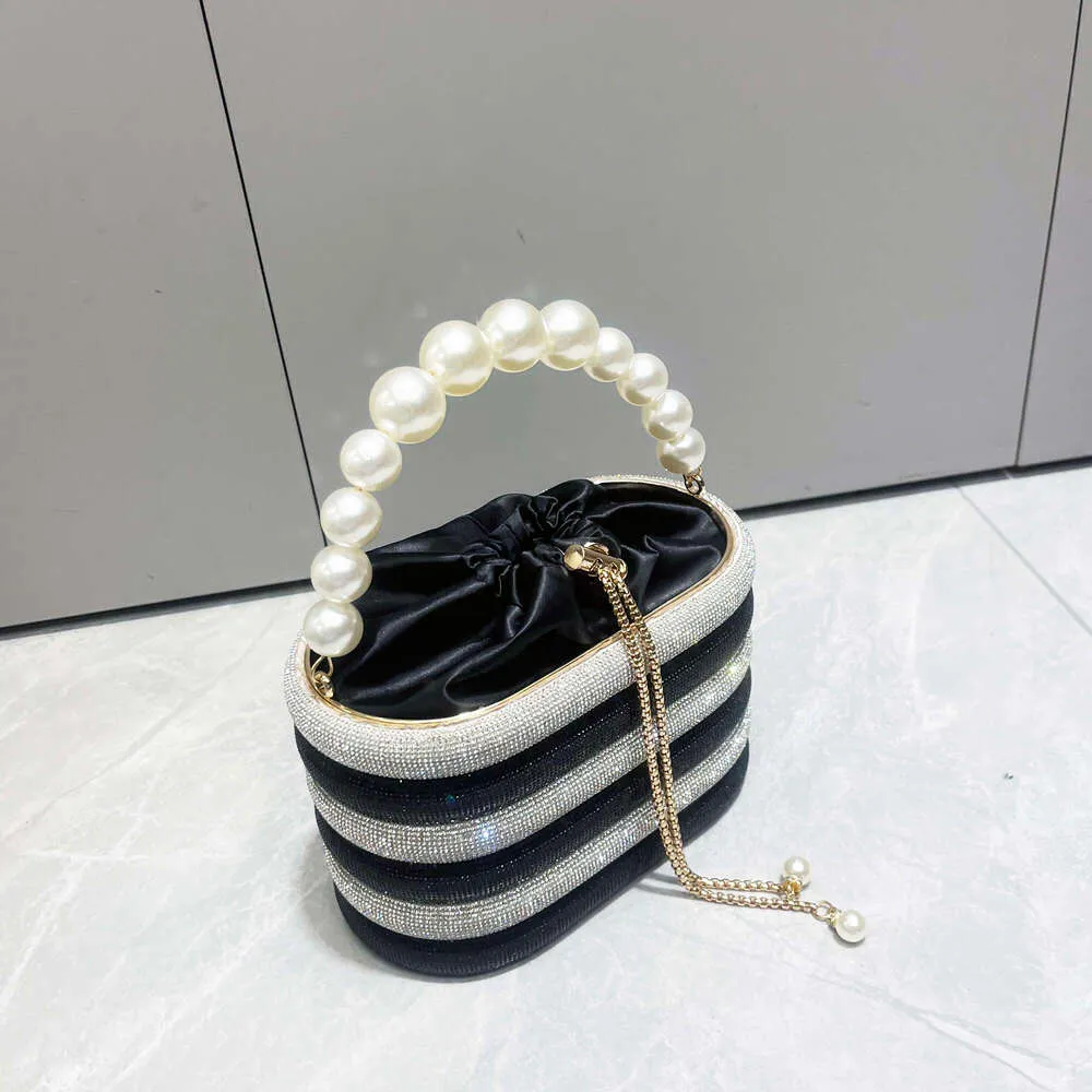 Borse da sera e borsetta da donna, borsa a tracolla con cristalli lucidi, borsa a secchiello_voghion.com