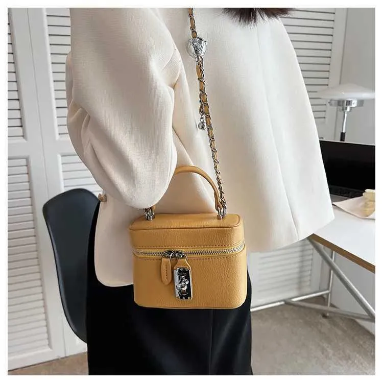 Süße Mini Pu Umhängetasche Solide Flap Box Kette Schulter für Frauen Casual Fashion Lady Commute Lock Messenger Bags_voghion.com