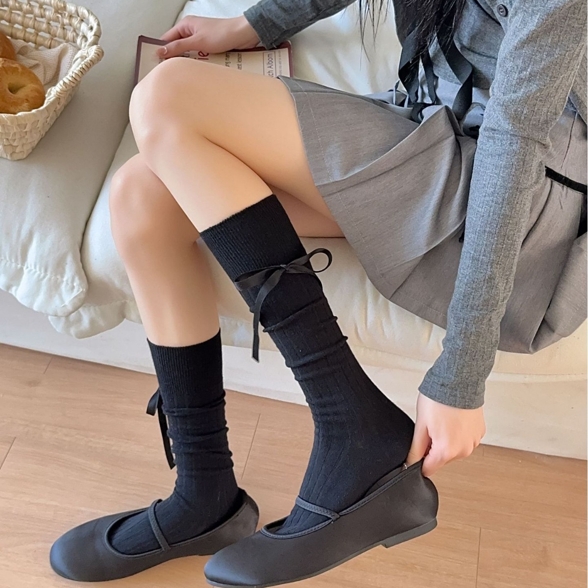 Wade für Frauen JK-Stil mit Schleife Lange Röhre Frühling Sommer Vielseitige süße Mädchen Einfarbige Lolita-Socken_voghion.com