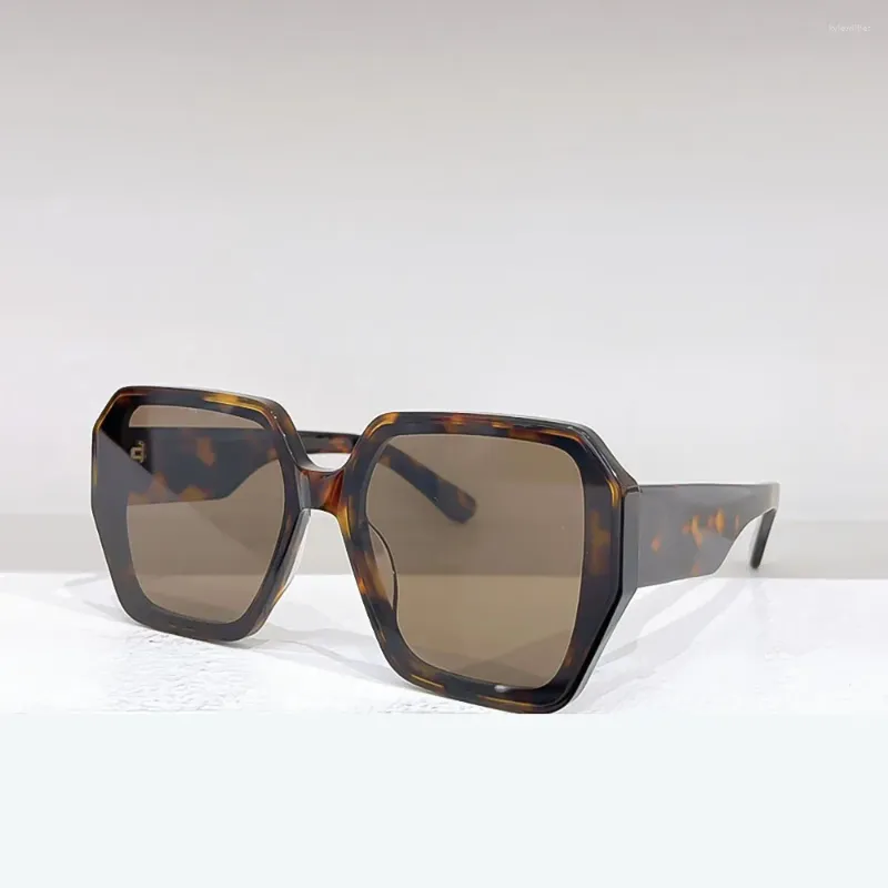 Napszemüvegek Napszemüveg Női Divat Retro Klasszikusok Designer Nagy Keretű Férfi Kültéri Autós Highbusiness Döntött_voghion.com