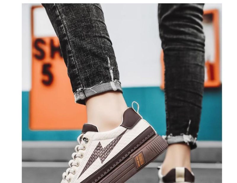 Vielseitige Casual Boardschuhe für Herren im Frühling, Teenager können auf Lederoberflächen treten, mit dicken Sohlen_voghion.com