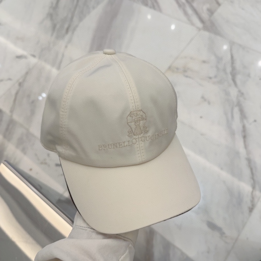 Brunello Four Seasons Beige Universal Baseball Cap_voghion.com