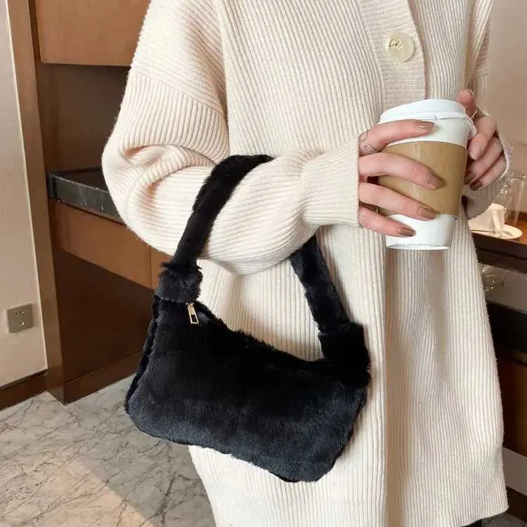 2024 Spring and Summer New Korean fashion stuffed Furry Bag Womens Shoulder Crossbody Underarm Ba241216_voghion.com