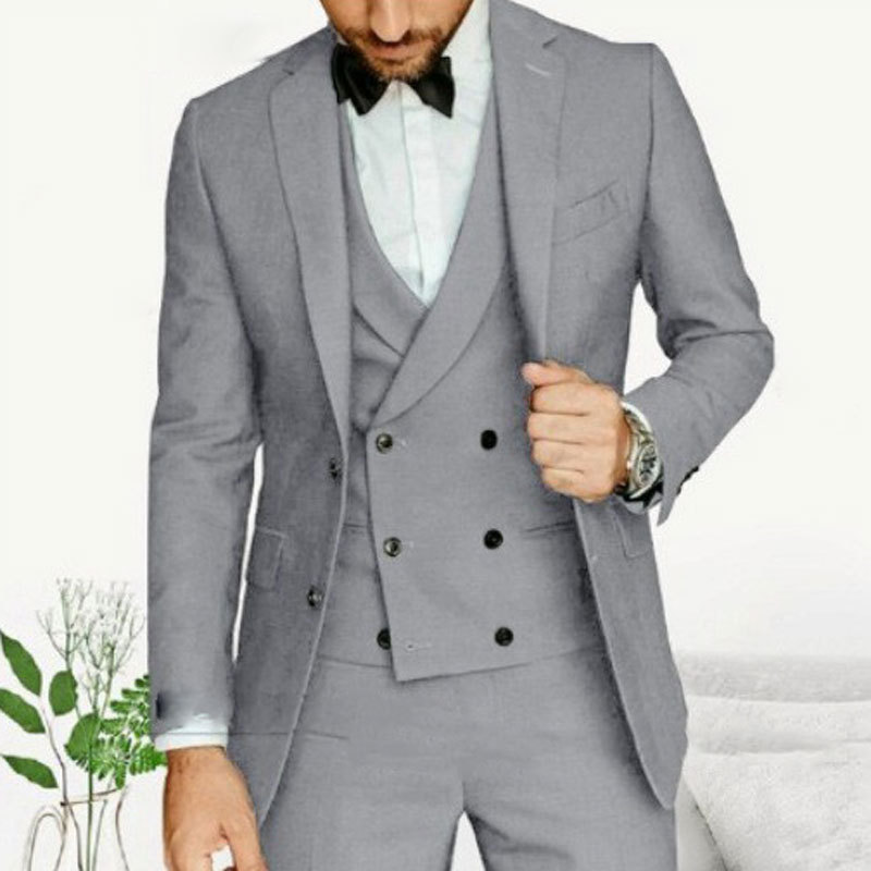 Completo uomo tre pezzi slim fit per matrimonio e business_voghion.com