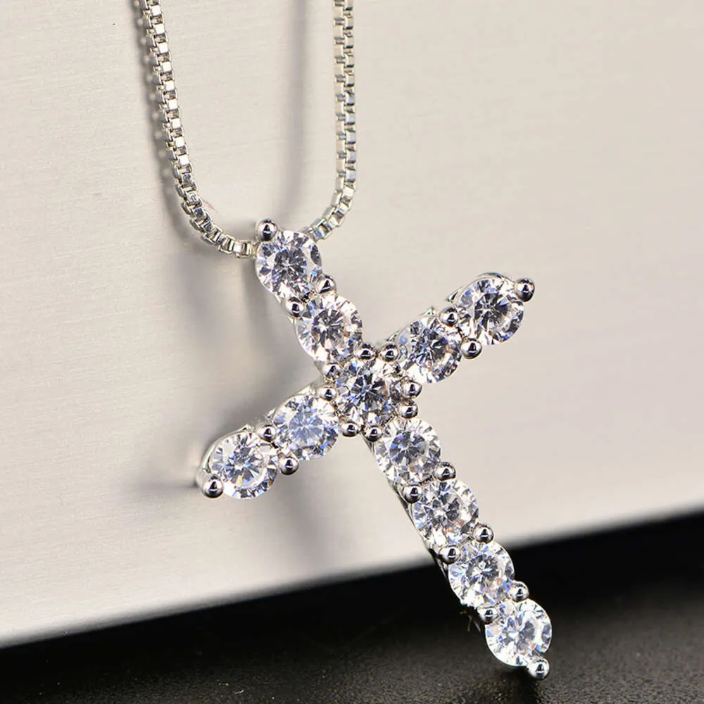 Collana in argento sterling da 16-24 pollici con catena a maglie e cristallo lucido, ciondolo a croce classico per donna e uomo, gioielli di moda e regali._voghion.com