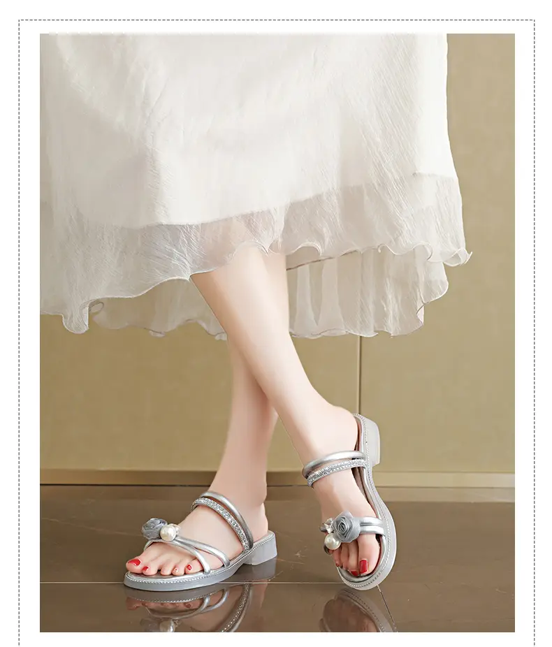 Elegant Women's Pearl Rhinestone Flat Sandals Low Block Heel Slide_voghion.com