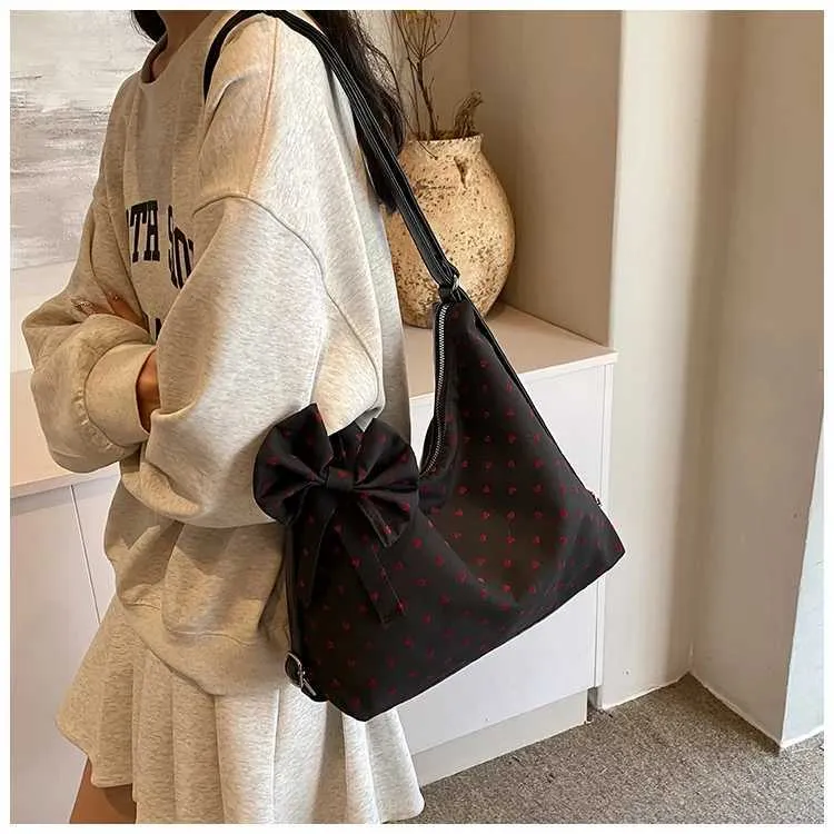 Vintage Women Canvas Backpacks Hearts Print Casual Crossbody Large Capacity Tote Packs Versatile Female Shoulder Bag_voghion.com