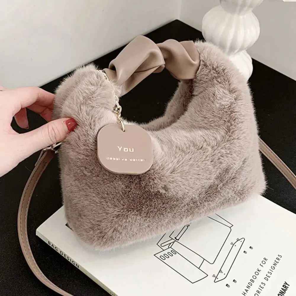Designer Bag New winter plush long fur womens cross body fashion trend shoulder bag wallet and handbag Y241115_voghion.com