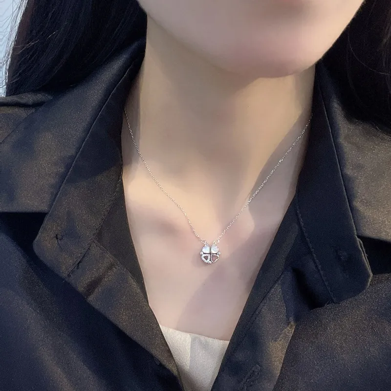 Colliers pendentifs en forme de trèfle à quatre feuilles en forme de cœur en zircone cubique pour femmes, bijoux élégants pour fête et mariage_voghion.com
