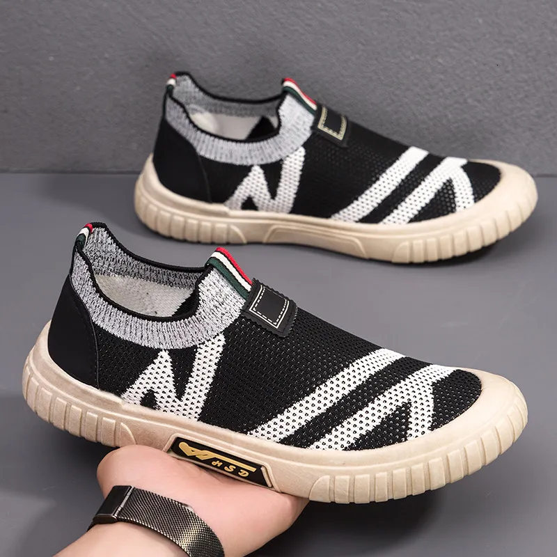 Scarpe casual estive traspiranti e comode, piatte per un piede solo, scarpe da uomo alla moda con calzini_voghion.com