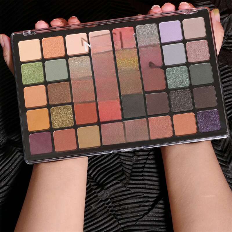 40 Color Eyeshadow Roundup Super Colorful_voghion.com