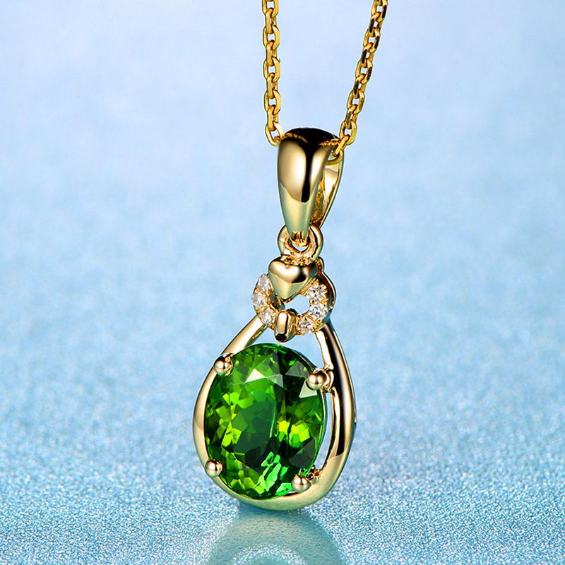 A gift women with elegant emerald tourmae pendant plated clavicle necklace for Valentine's Day_voghion.com