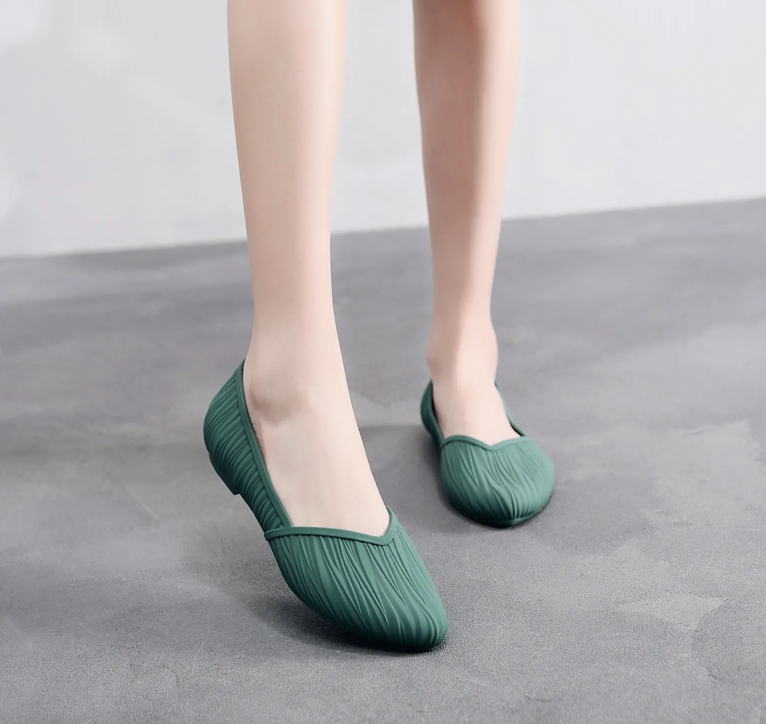 New Low-top Waterproof Rain Boots Women Summer Adult Work Rubber Fashion Jelly Shoes Non-slip Shallow Toe Sandals_voghion.com