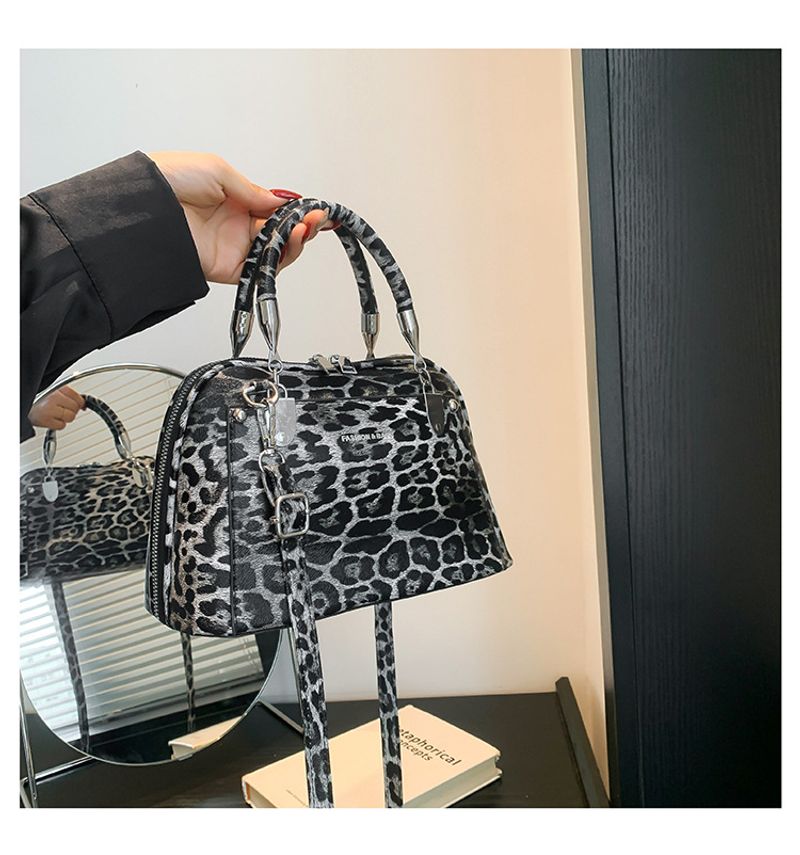 2024 neue Sommertrends im Retro-Leopardenmuster, tragbare Muscheltasche mit großem Fassungsvermögen, Temperament,_voghion.com