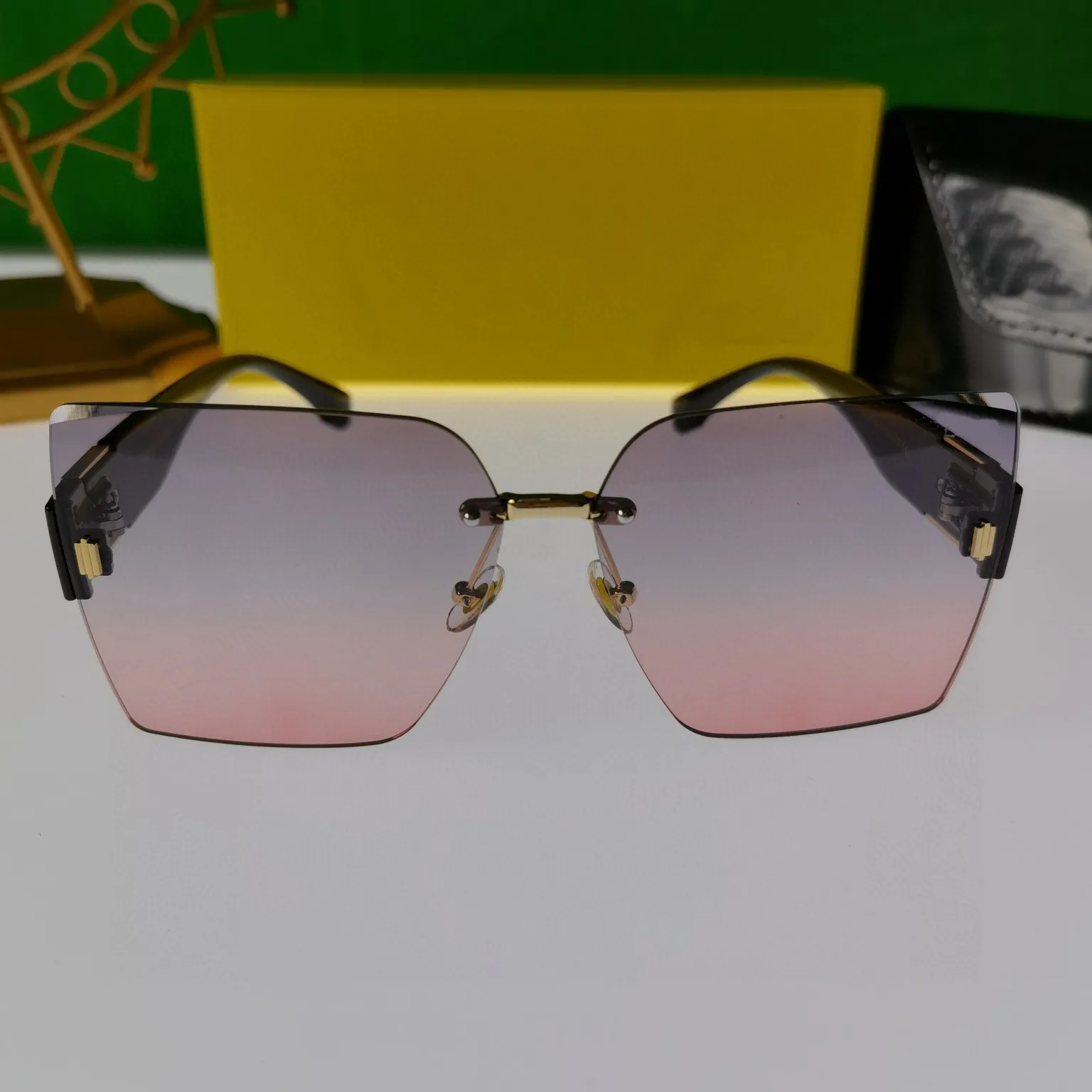 Hochwertige Top-Männer und Frauen großen Rahmen polarisierte Sonnenbrille Designer neue Mode_voghion.com