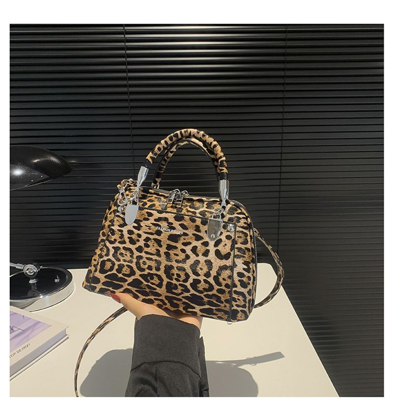 2024 neue Sommertrends im Retro-Leopardenmuster, tragbare Muscheltasche mit großem Fassungsvermögen, Temperament,_voghion.com