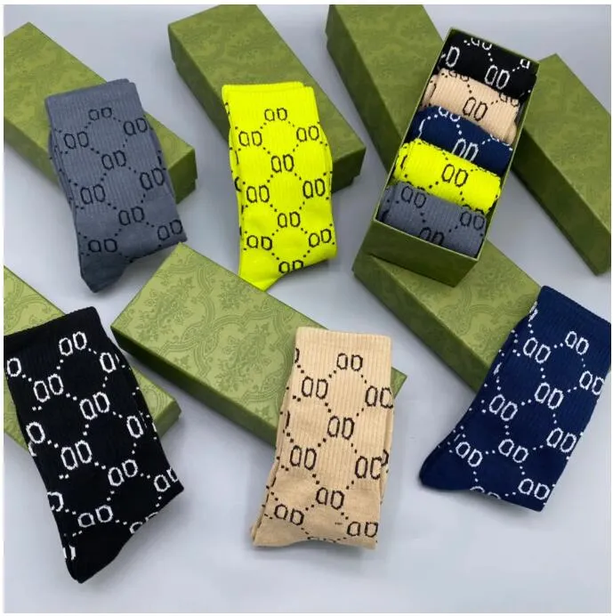 Chaussettes de créateur pour hommes et femmes, huit sports, quatre saisons, impression de lettres, marque, coton, hommes, femmes, boîte à jarretelles, ensemble cadeau_voghion.com